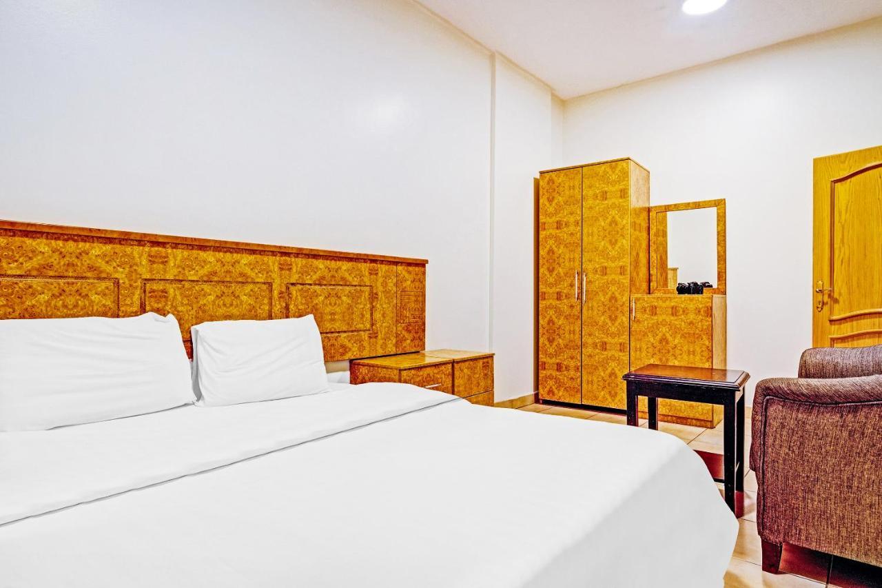 Hotel Oyo 600 Alhamra For Residential Units Chamis Muszajt Zewnętrze zdjęcie